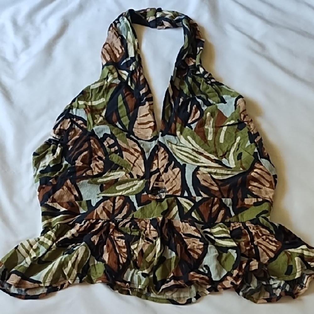 NWOT Mi Ami Leaf Print Halter Top